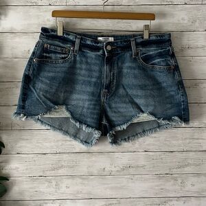 Levi’s Denizen High-Waisted Shorts